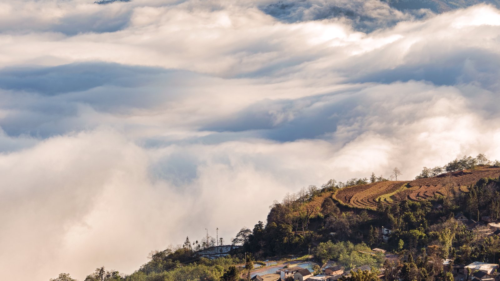 Autumn Yunnan Itinerary: Kunming, Dali, Lijiang & Shangri-La — cover photo