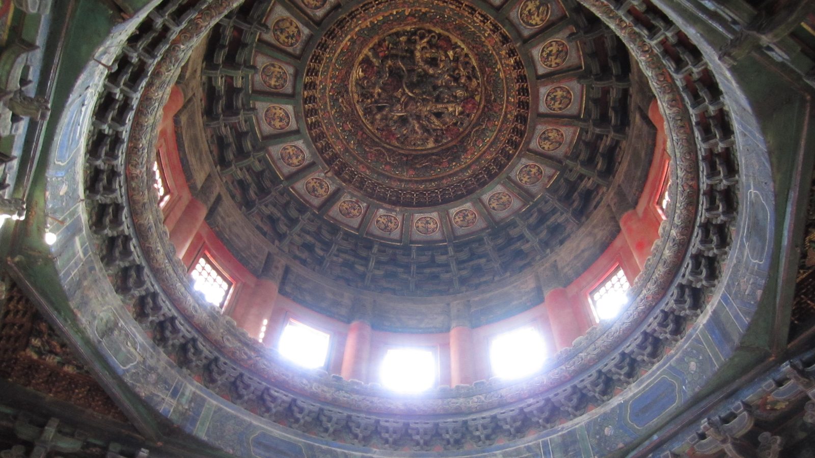 Beijing in Autumn: Red Leaves, Great Wall & Hutongs (2026) — cover photo