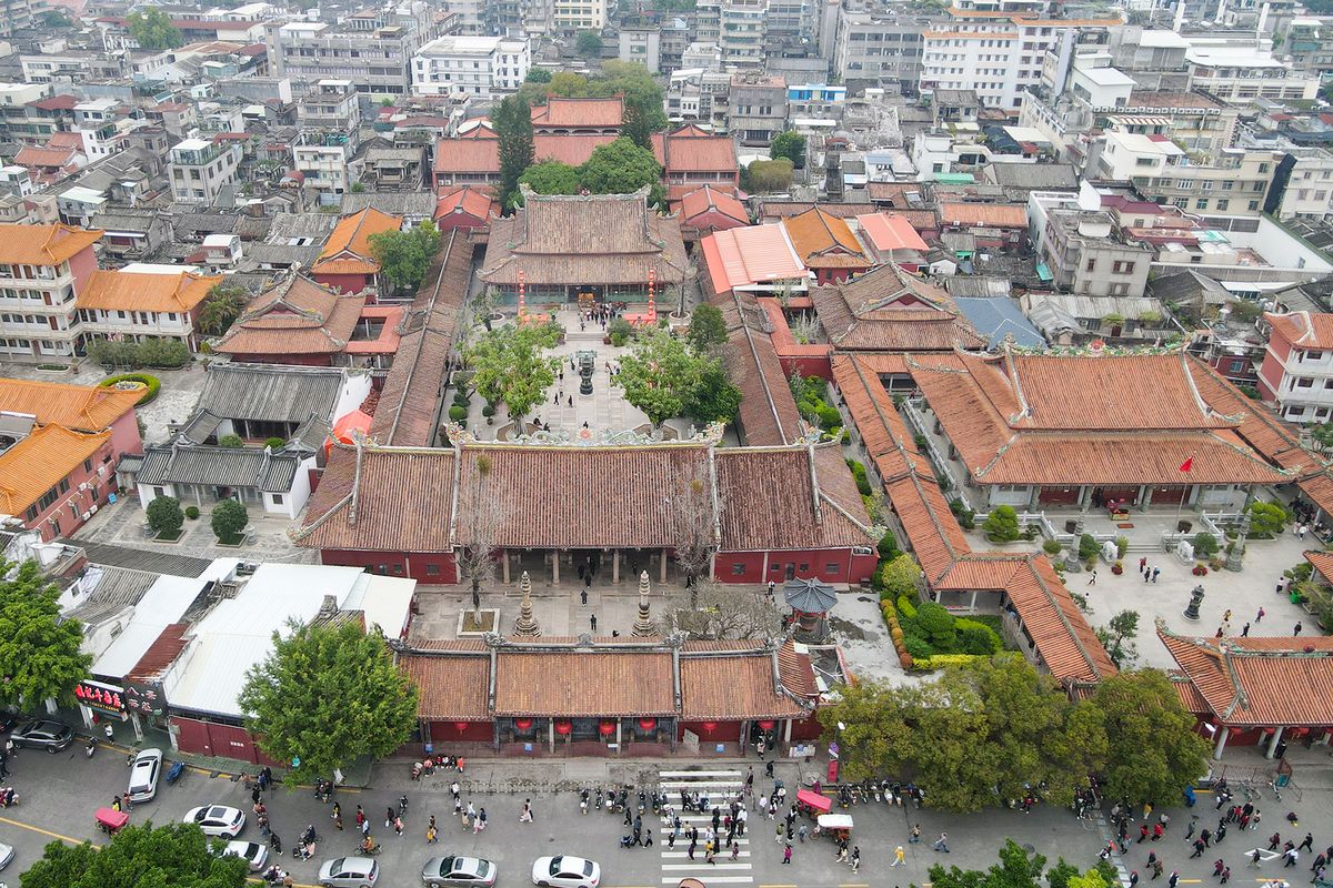 The Kaiyuan Temple in the heart of Chaozhou’s old town