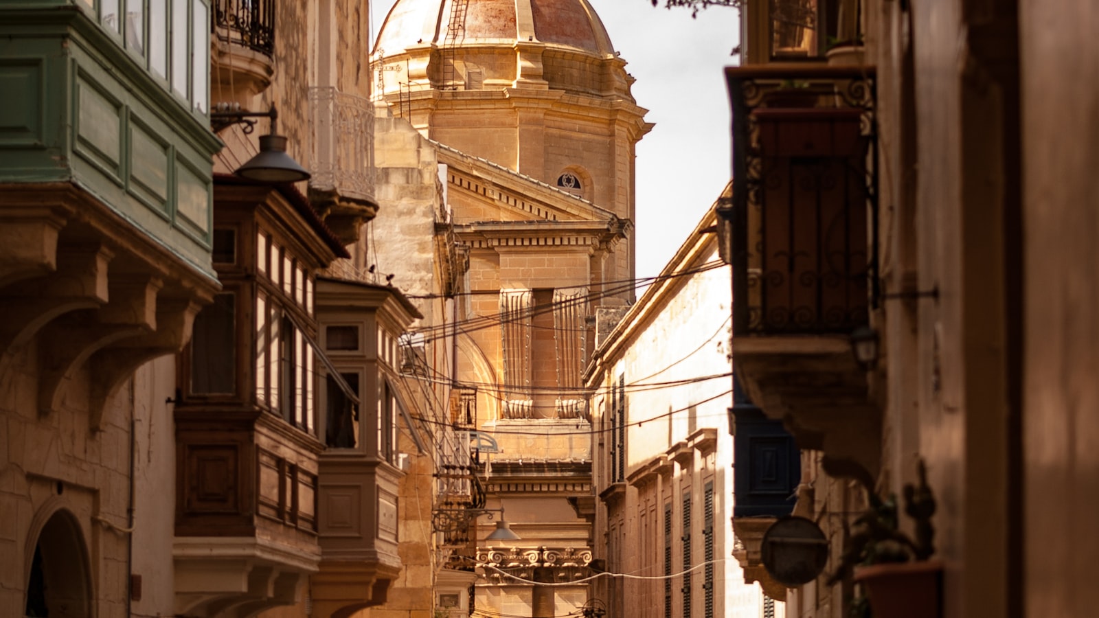 Chaozhou Guide (2026): Ancient Streets, Teahouses & the Food Capital — cover photo