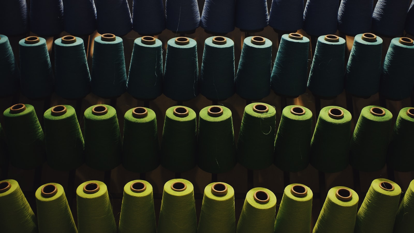 How to Buy Real Silk in China: A Complete Guide — cover photo