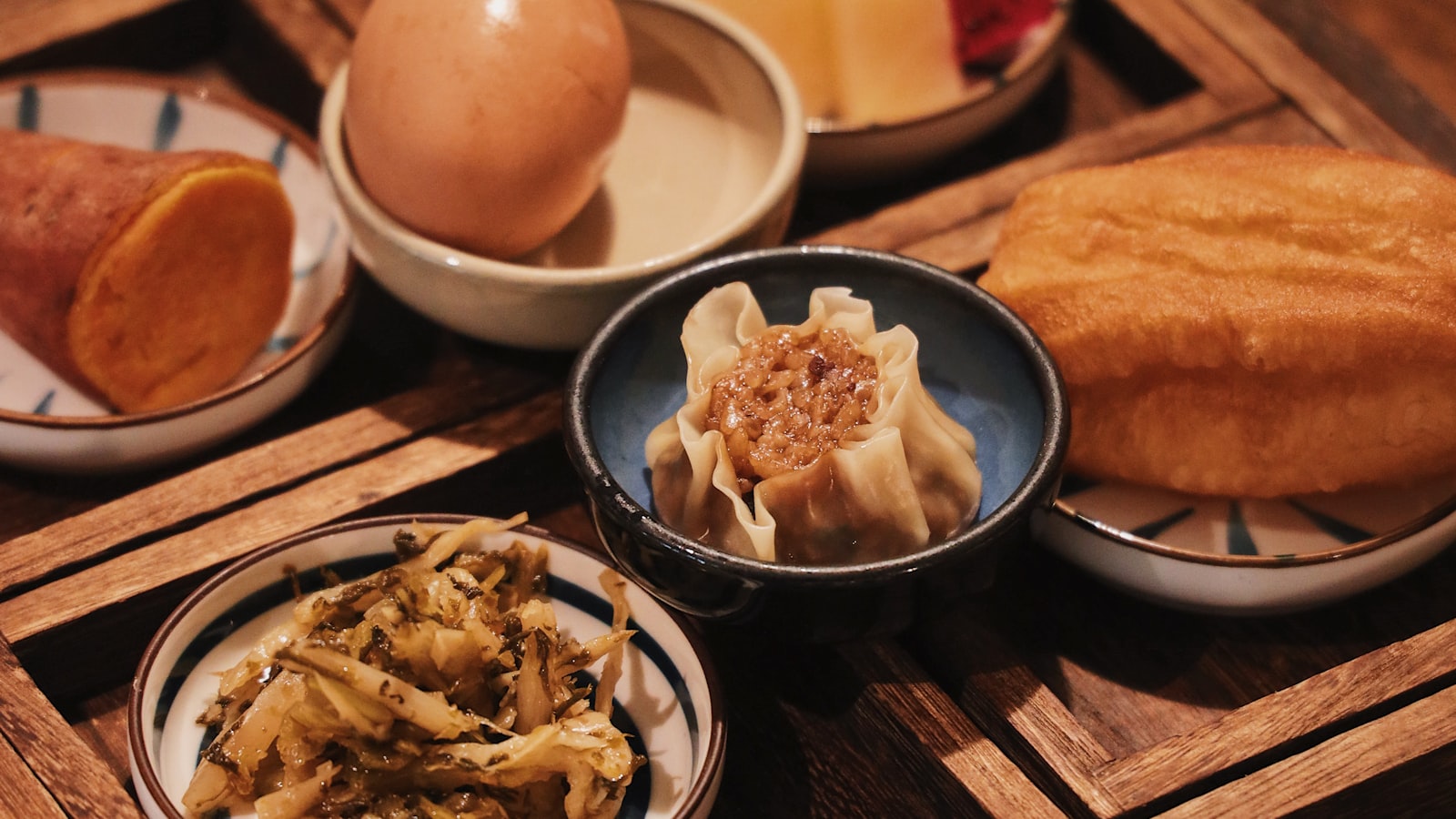 Chinese Breakfast Guide: What Locals Eat in the Morning — cover photo