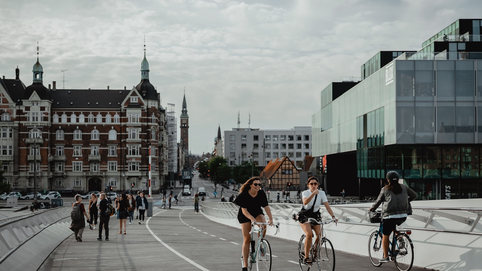Cycling in China's Cities: The Best Rides & How It Works (2026) — cover photo