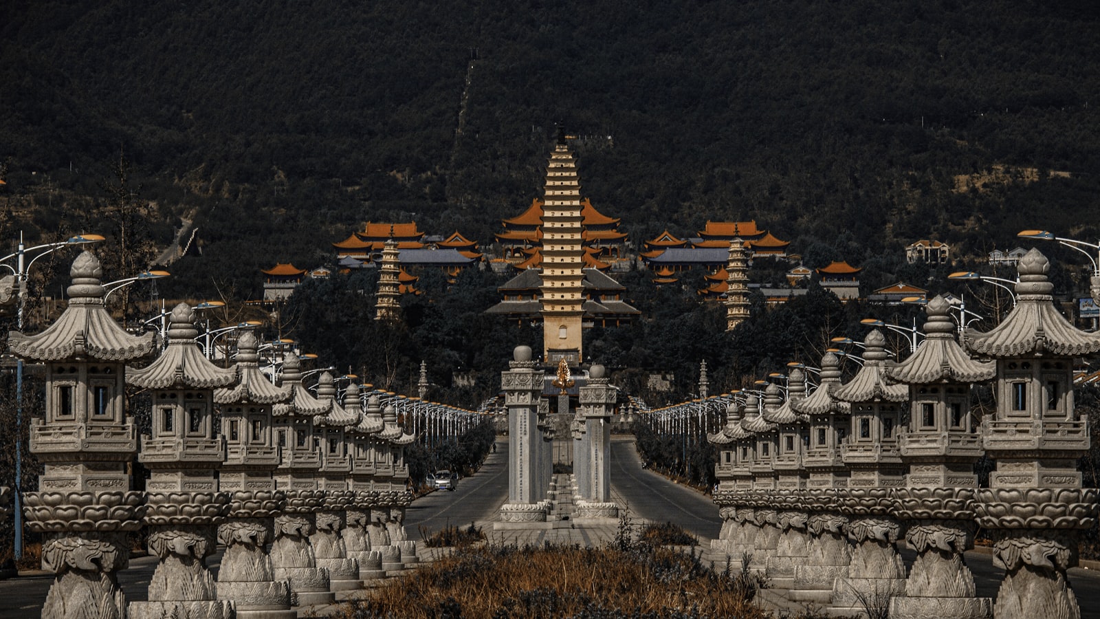 Dali Guide (2026): Erhai Lake, Old Town & Cangshan — cover photo
