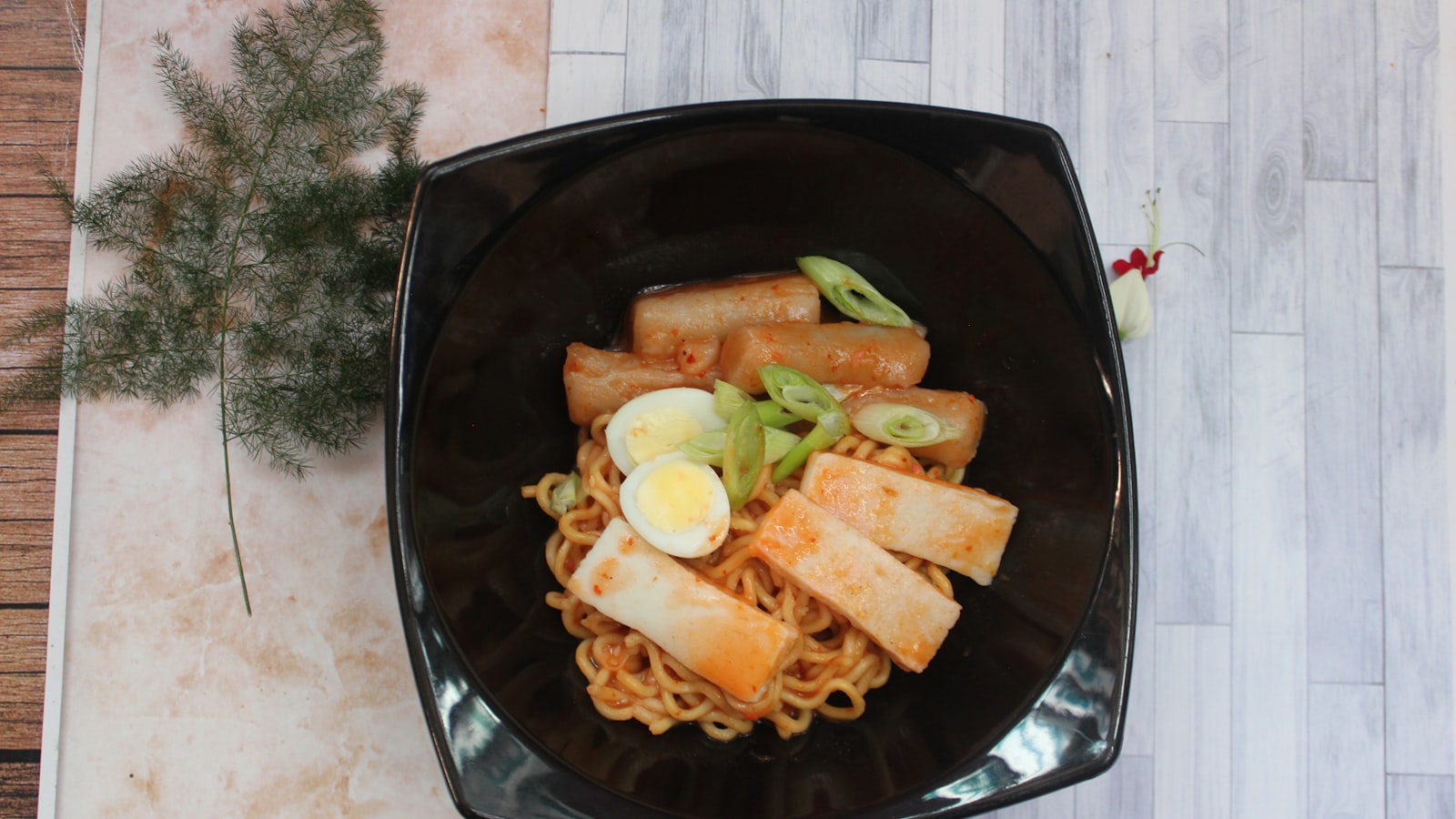 Dan Dan Noodles in Chengdu: What They Are & Where to Eat — cover photo