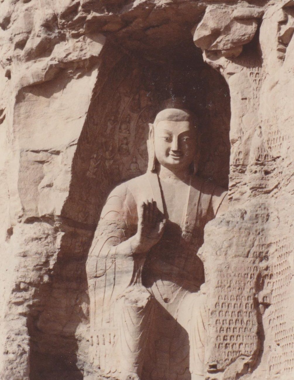 File:Datong Yungang Grottoes Buddha statue.jpg