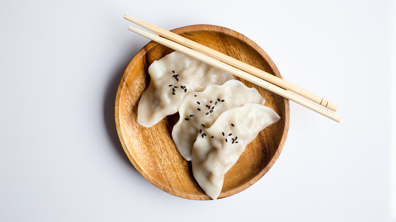 Chinese Dumplings Guide: Jiaozi, Xiaolongbao & More — cover photo
