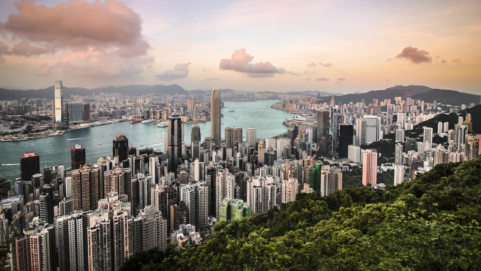 Guangzhou, Shenzhen & Hong Kong in 5 Days — cover photo