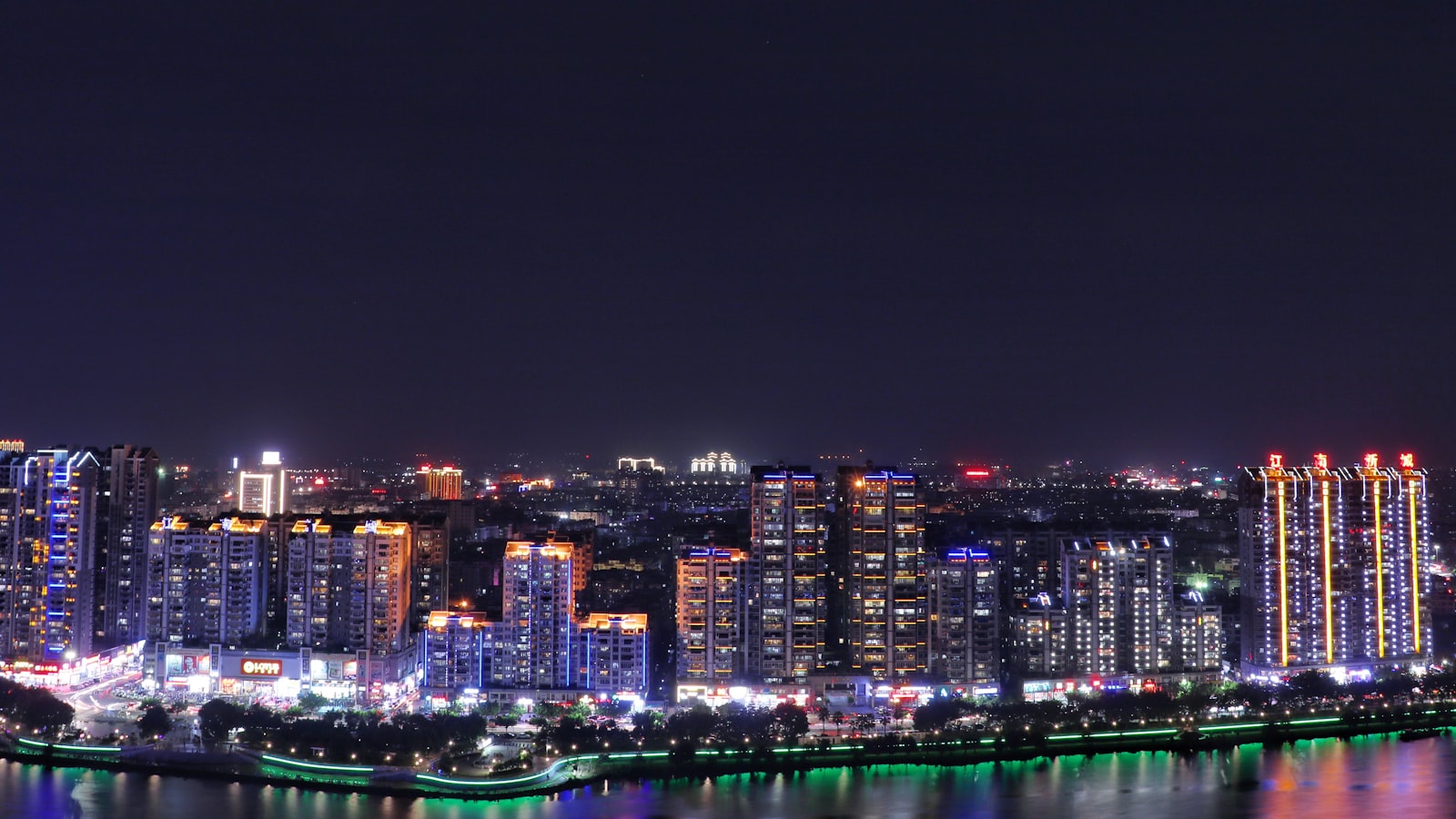 Guangdong Travel Guide (2026) — cover photo