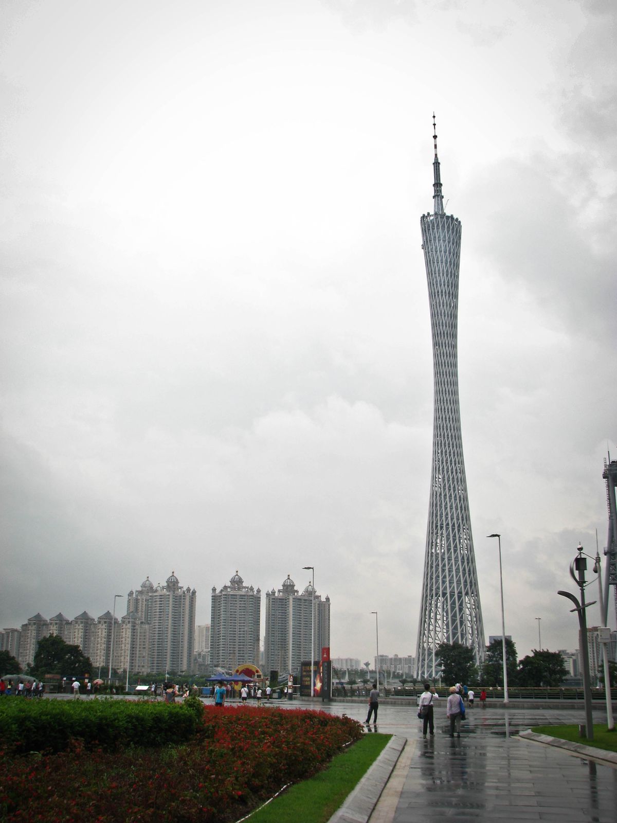 File:Canton Tower, Guangzhou (5928990138).jpg