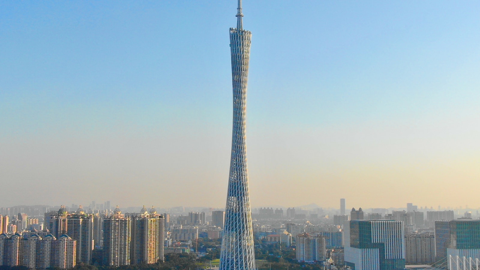 Guangzhou Travel Guide (2026): Dim Sum & the Pearl River — cover photo