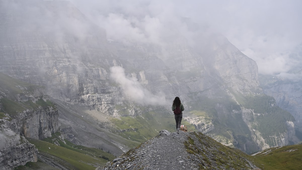 The High Trail above the Yangtze at Tiger Leaping Gorge