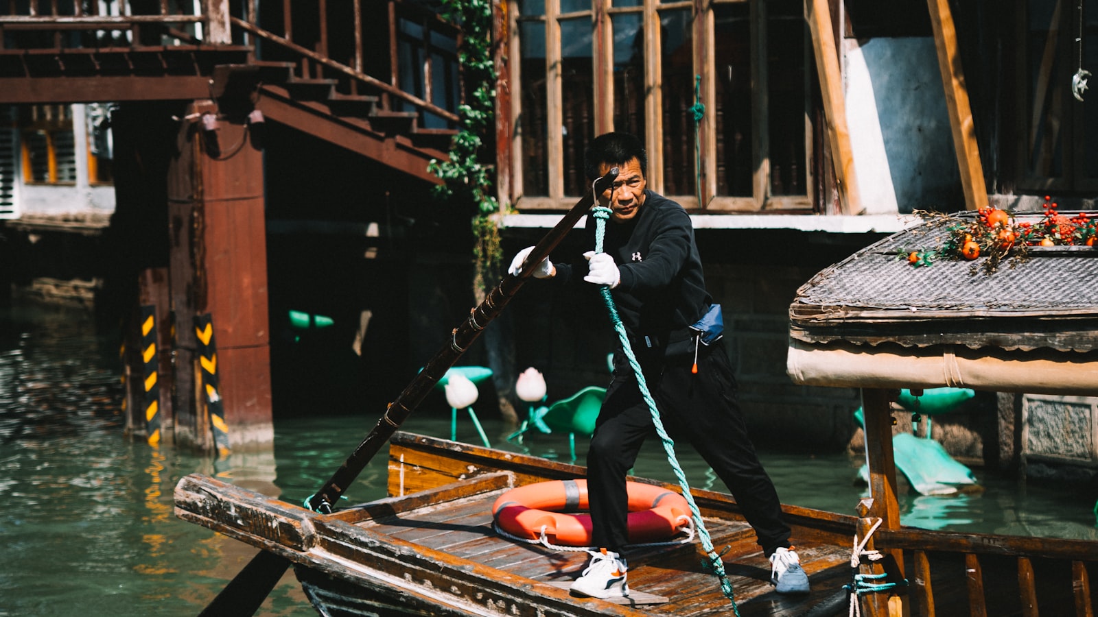 China's Water Towns: Wuzhen, Xitang & Suzhou in 5 Days — cover photo