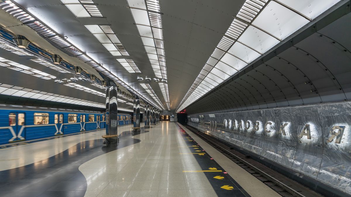 File:E-burg asv2019-05 img54 Chkalovskaya metro station.jpg