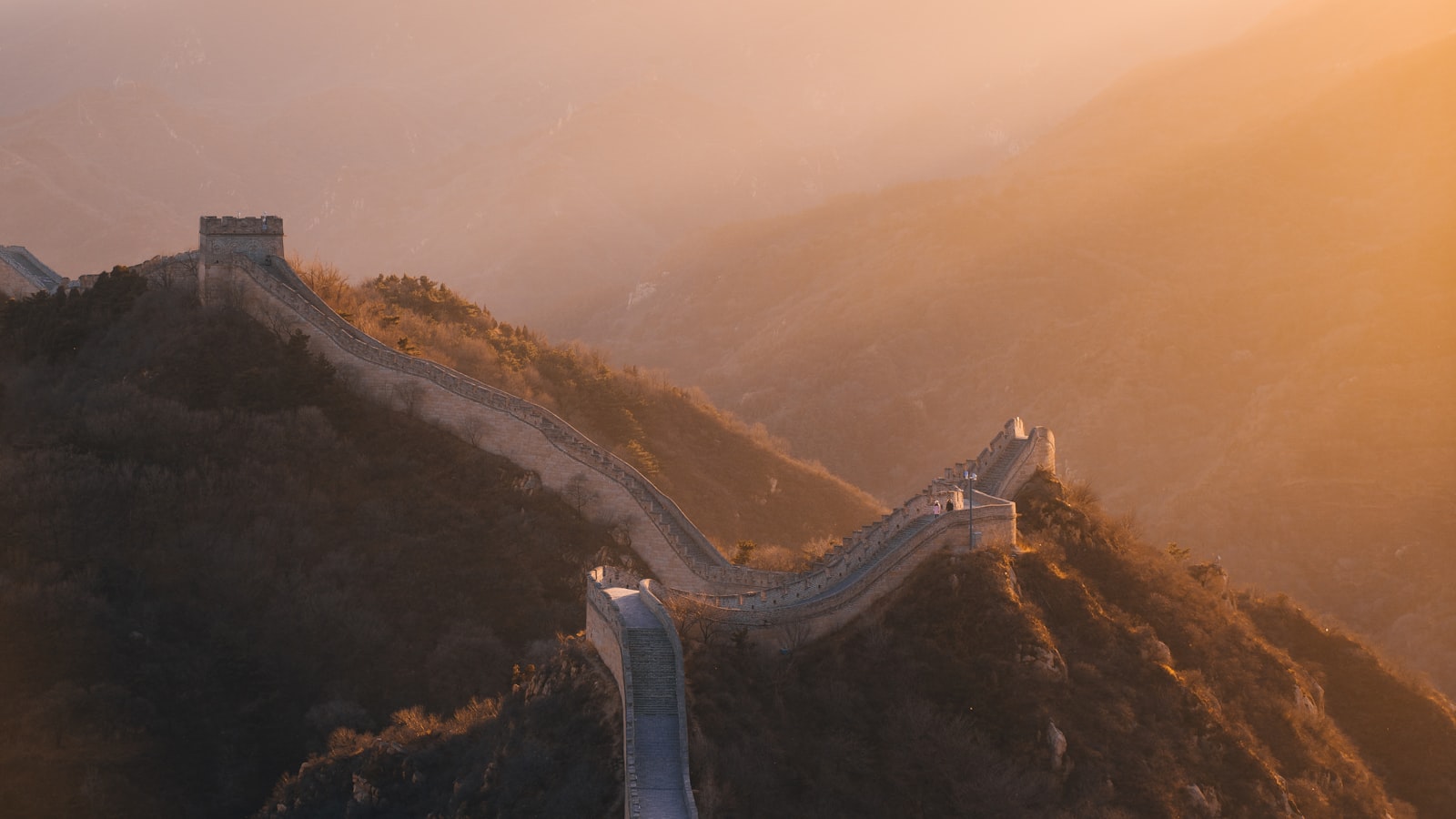 Photographing the Great Wall: The Best Shots & Timing (2026) — cover photo