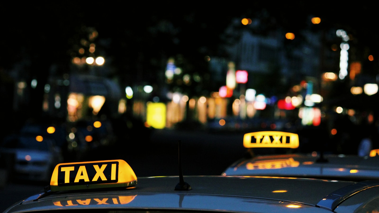 How to Use Didi Ride-Hailing in China as a Foreigner (2026) — cover photo