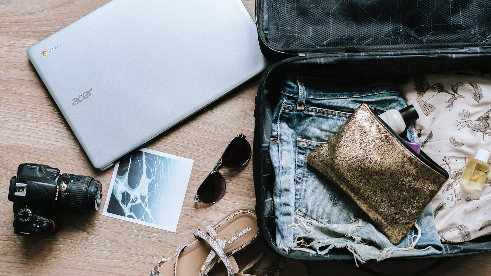 Spring in China: Weather & Packing List (2027) — cover photo