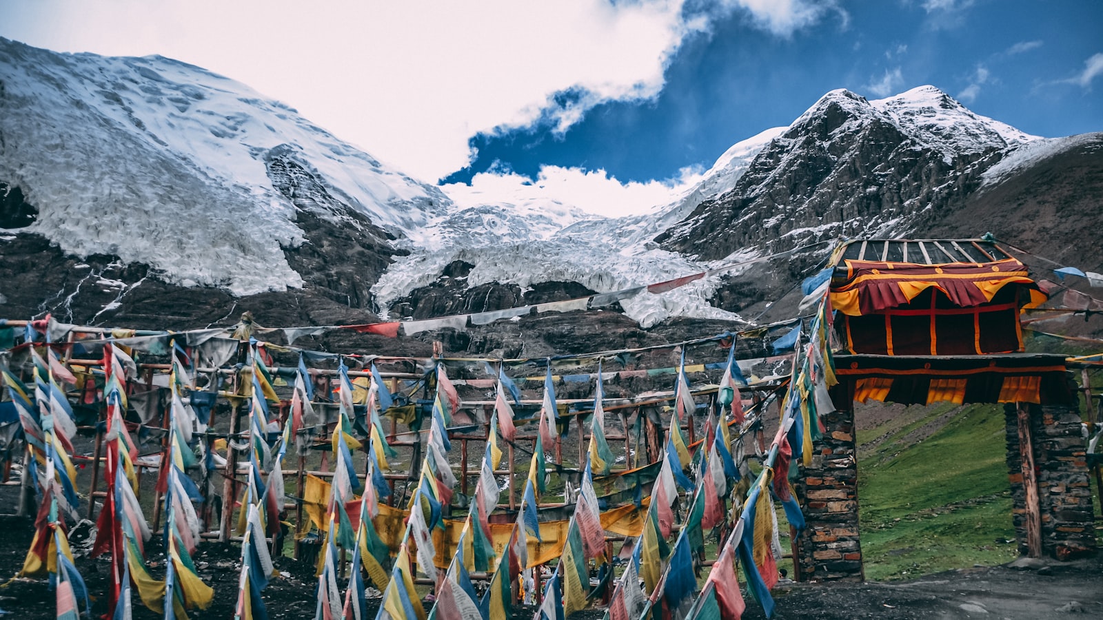 Tibet Travel Permit: How to Get It in 2026 — cover photo