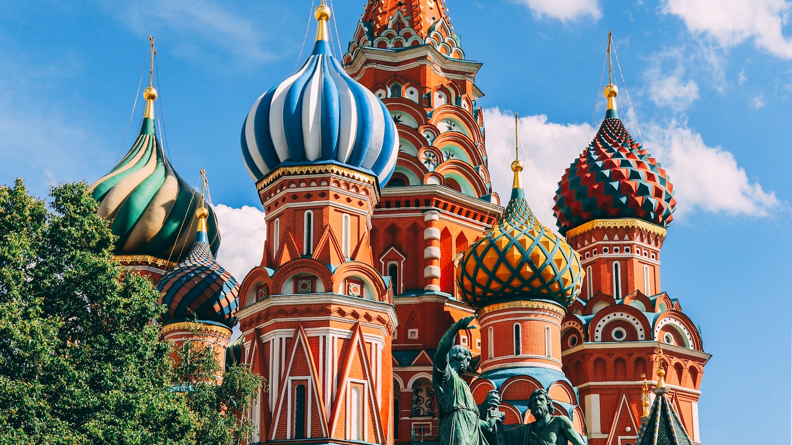 Visa-Free Travel to China from Russia (2026 Guide) — cover photo
