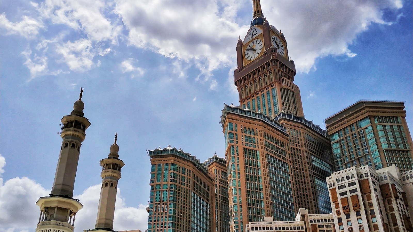 Visa-Free Travel to China from Saudi Arabia (2026 Guide) — cover photo
