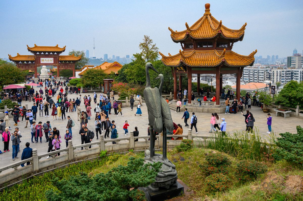 File:Yellow Crane Tower 61416-Wuhan (49150676682).jpg