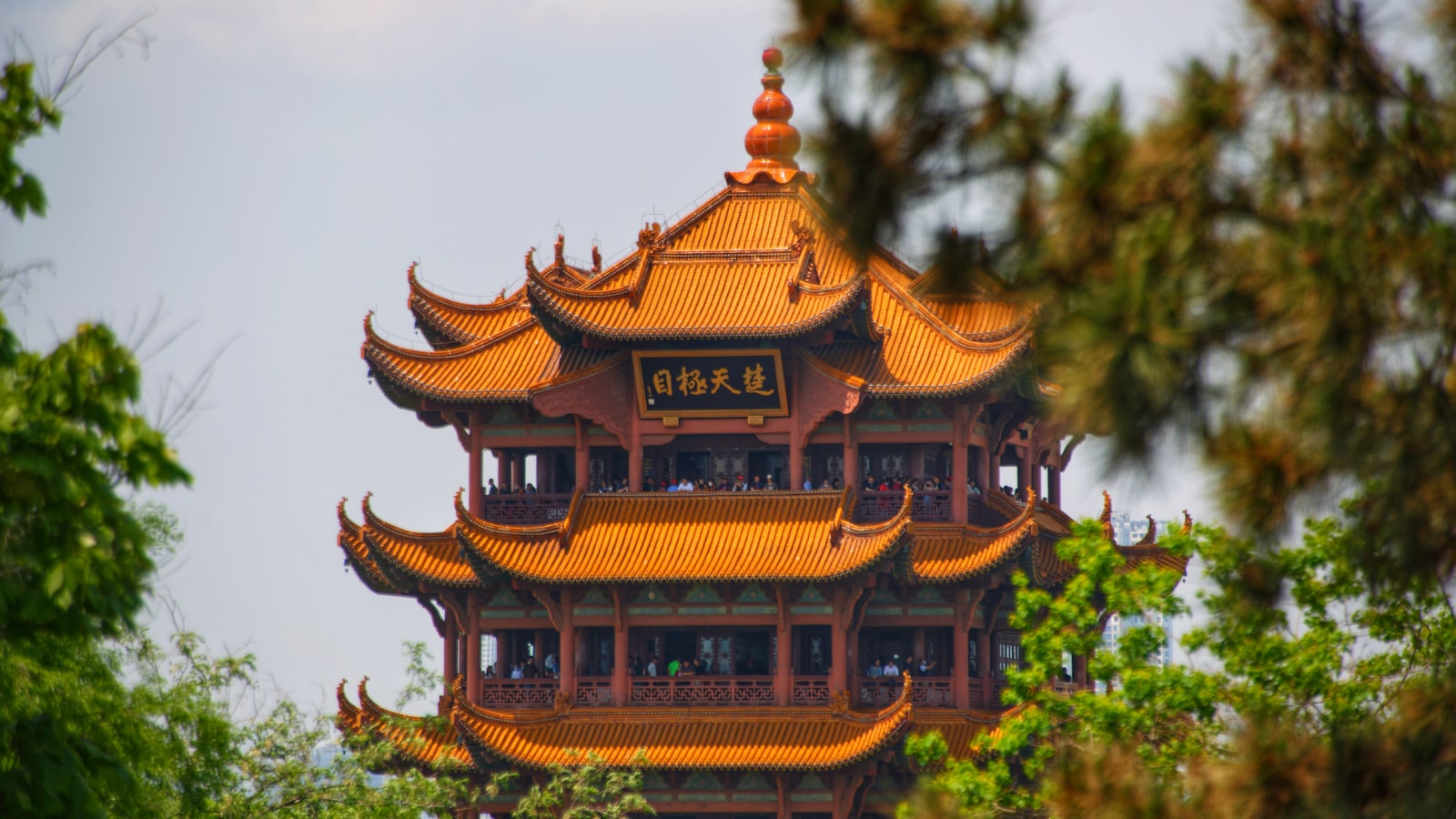 Wuhan Travel Guide (2026): Yellow Crane Tower & Hot Noodles — cover photo