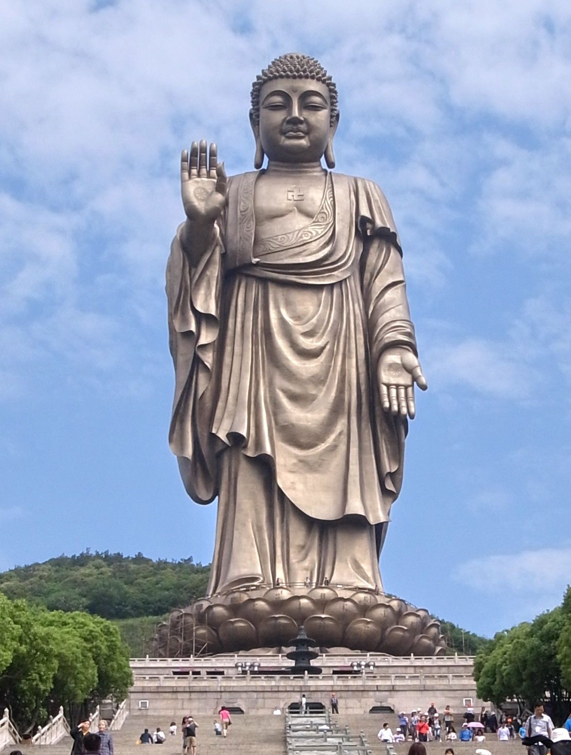 The LingShan Grand Buddha on Lake Tai