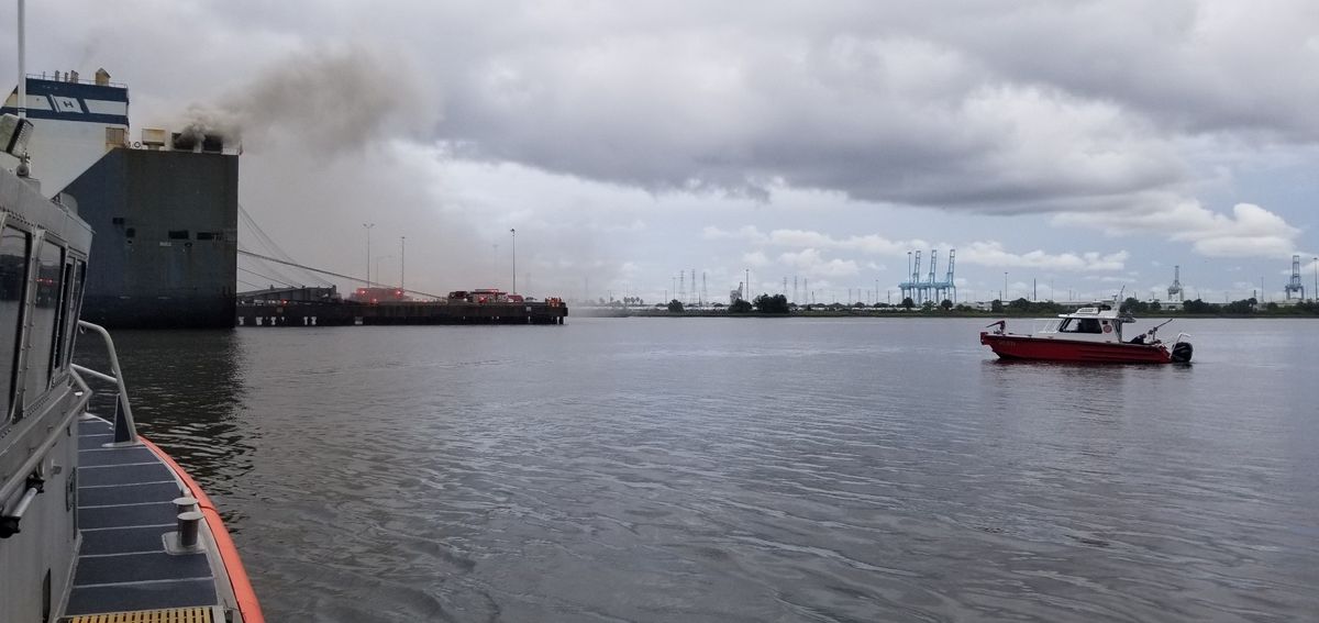 File:Hoegh Xiamen fire 2020 USCG 1.jpg