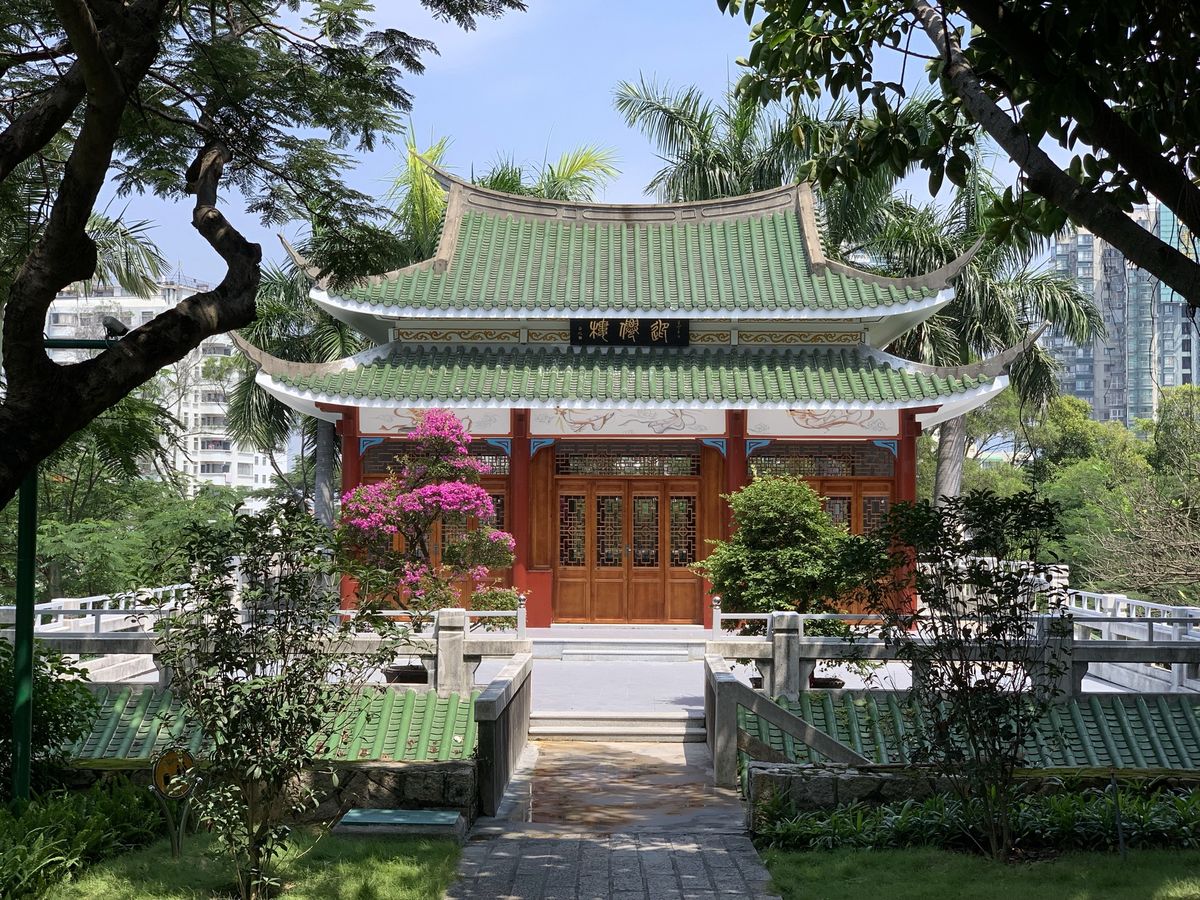 File:Nanputuo Temple, Xiamen.jpg