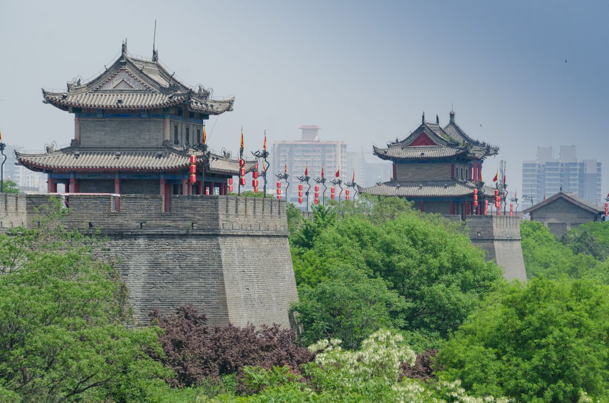 File:City wall of Xi'an 51550-Xian (27959363326).jpg