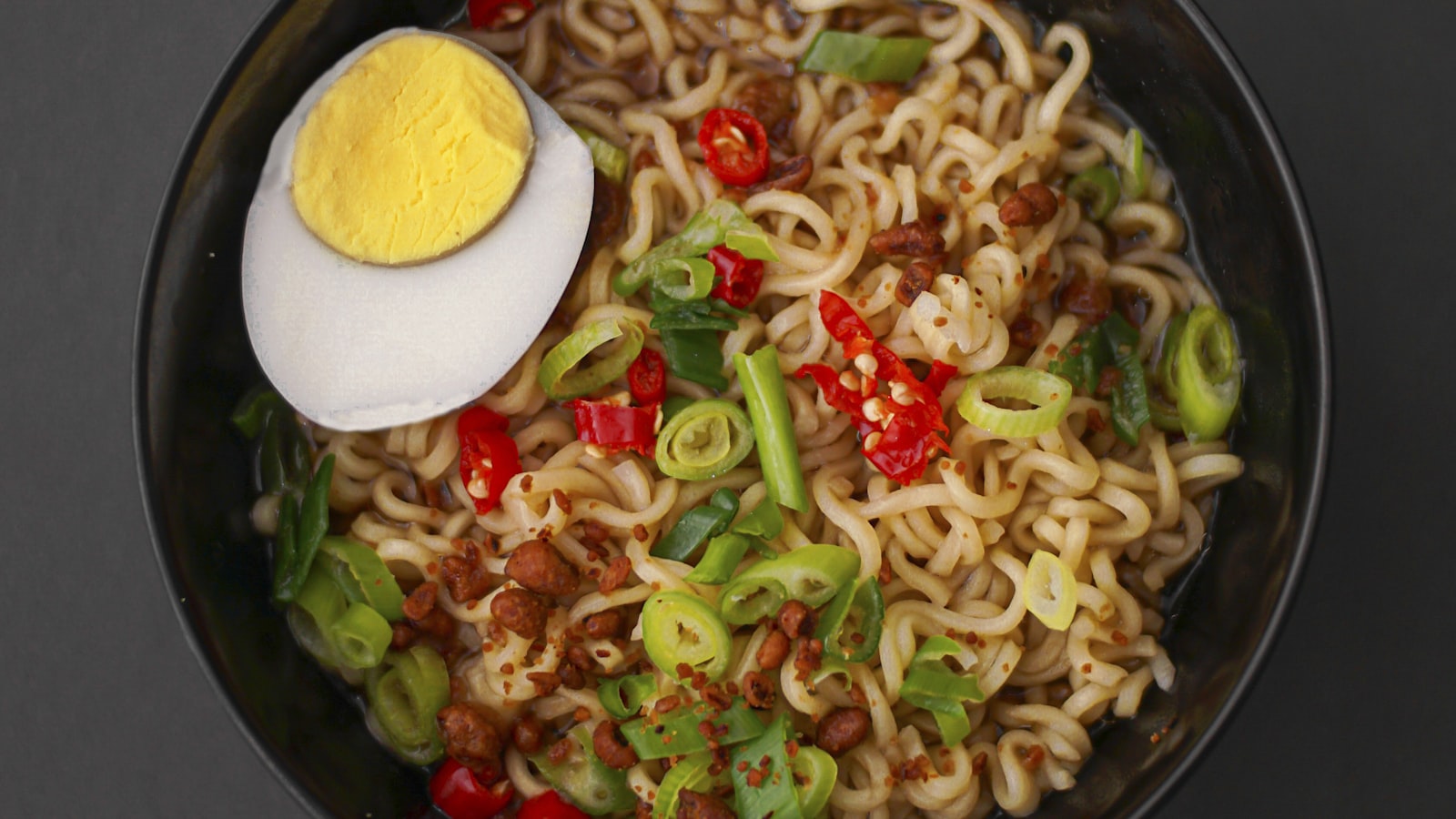 Beijing Zhajiangmian: The City's Signature Noodles, Explained — cover photo